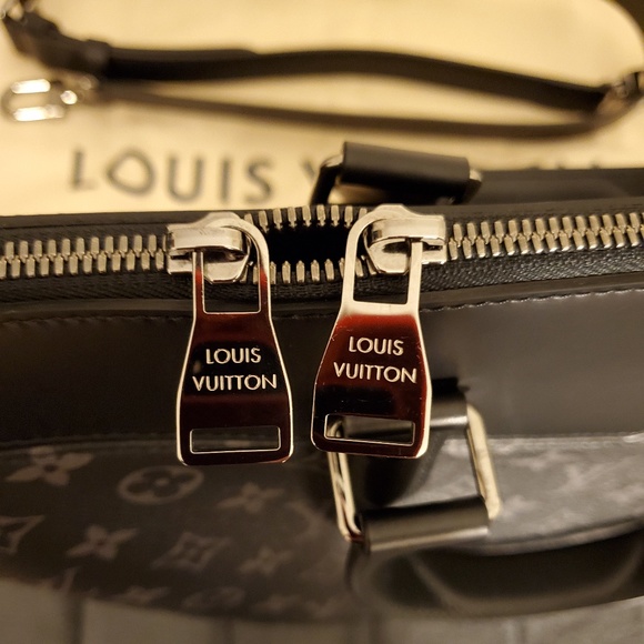 LOUIS VUITTON Monogram Eclipse Briefcase Explorer - Picture 6 of 8